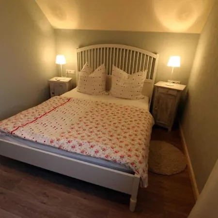 _glueckseeligkeit_ * Grosskoschen